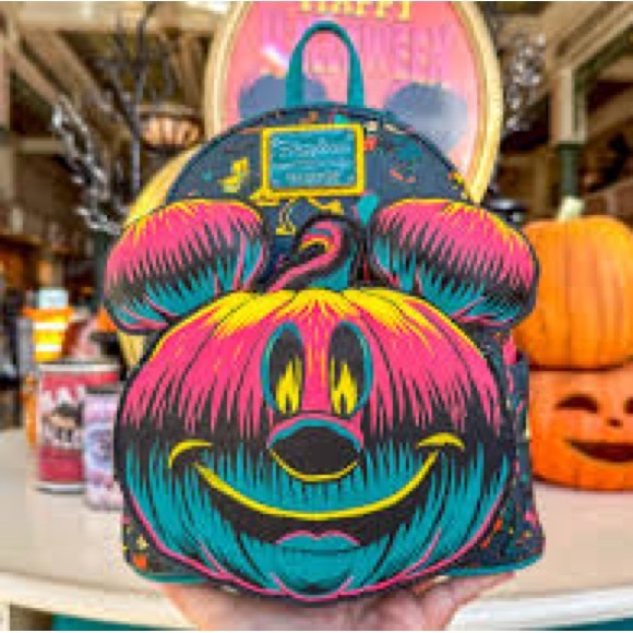New Disney world Halloween loungefly from Disneys Halloween party - Picture 1 of 1